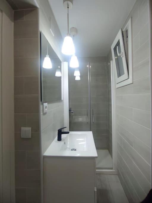 Comfortable Studio In Barrio Salamanca - Bejar Madryt Zewnętrze zdjęcie